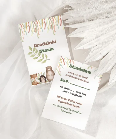 Zaproszenie na urodzinki dziecka z imionami Stasia i Stanisław oraz leśnymi zwierzątkami